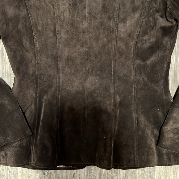 Danier Leather Jacket With Polyester Lining - Picture 10 of 16